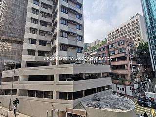 Happy Valley - Choi Ngar Yuen 05