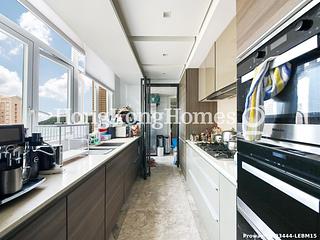 Stanley - Redhill Peninsula Site A (Phase 4) 11