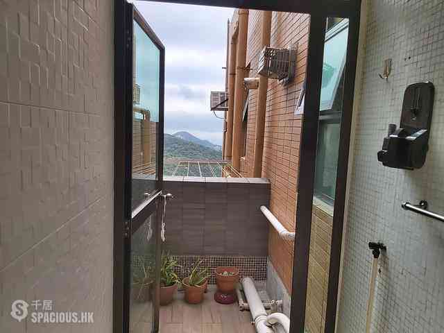 Pok Fu Lam - Chi Fu Fa Yuen Phase 2 Fu Wah Yuen (Block H10) 07