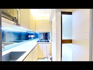 Sheung Wan - 106-108, Jervois Street 07