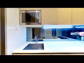Sheung Wan - 106-108, Jervois Street 08