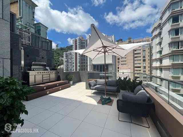 Wan Chai - Eight Star Street 01