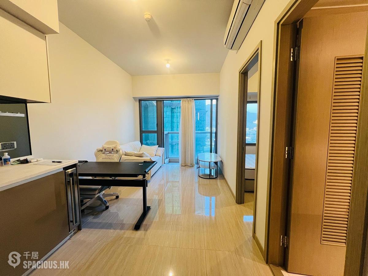 Wong Chuk Hang - The Southside Phase 1 Southland Tower 2A 01