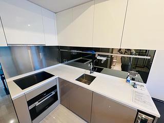 Wong Chuk Hang - The Southside Phase 1 Southland Tower 2A 03
