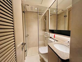 Wong Chuk Hang - The Southside Phase 1 Southland Tower 2A 04