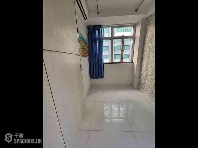 Wan Chai - Sai Kou Building 04