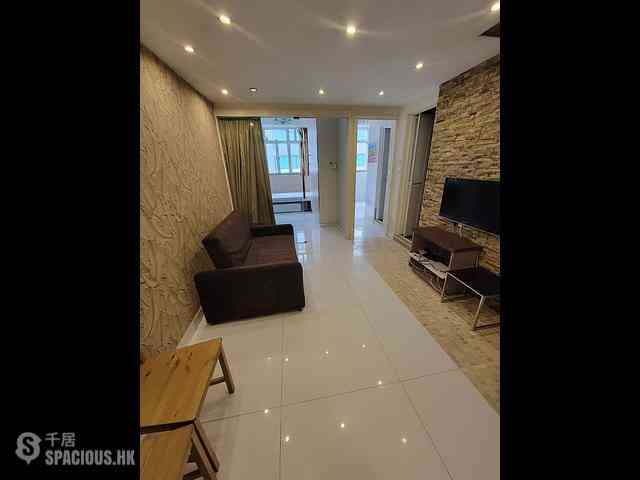 Wan Chai - Sai Kou Building 07
