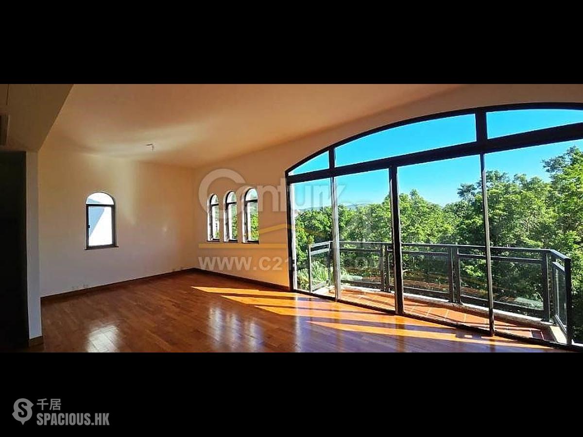 Chung Hom Kok - Casa Del Sol 01