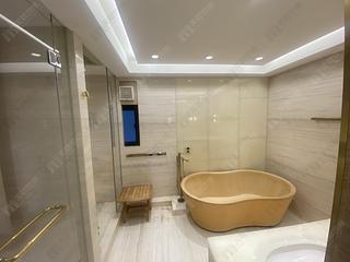 Mid Levels Central - Clovelly Court 06