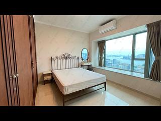 Tsim Sha Tsui - The Victoria Towers Tower 3 09