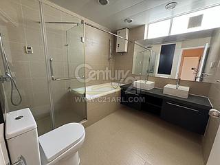 Deep Water Bay - Deepdene Block B 07