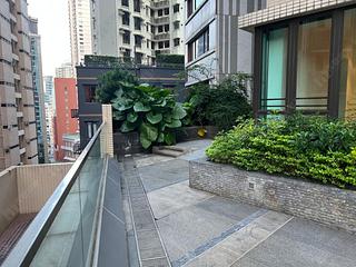 Mid Levels Central - 11, Macdonnell Road 03