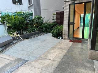 Mid Levels Central - 11, Macdonnell Road 04