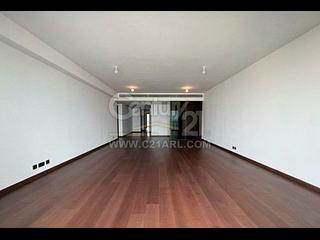 Mid Levels Central - 21 Borrett Road 02