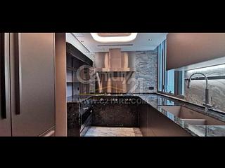 Mid Levels Central - 21 Borrett Road 05