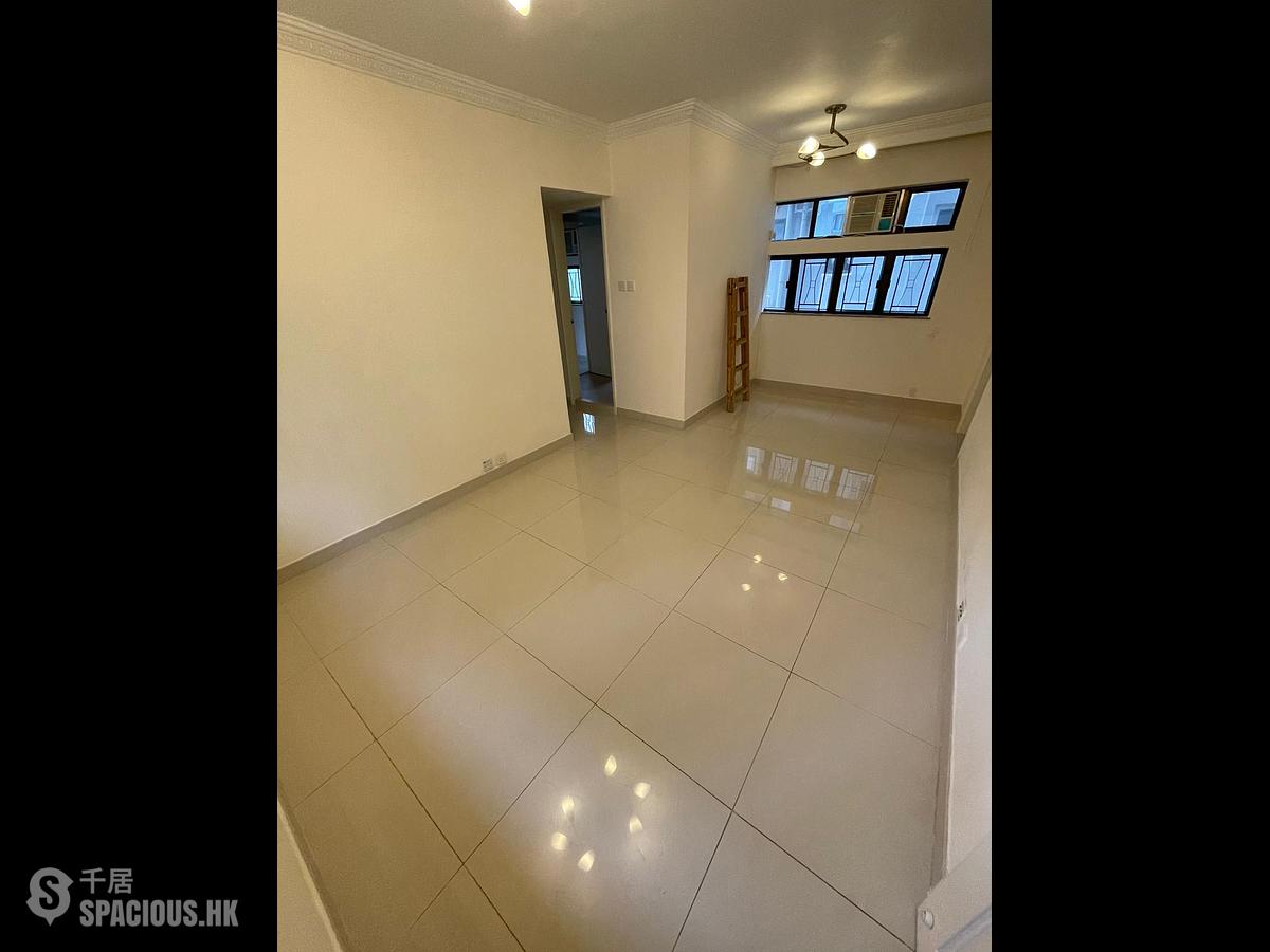 Sai Ying Pun - Good View Court 01