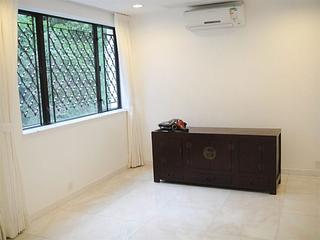 Mid Levels Central - 6B-6E, Bowen Road 09