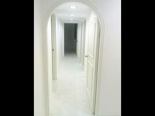 Mid Levels Central - 6B-6E, Bowen Road 13