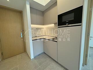 Sai Ying Pun - No.8 Hing Hon Road (Resiglow-Bonham) 05