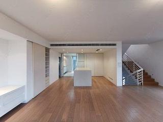 The Peak - Strawberry Hill 15