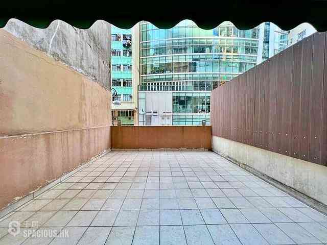 Sheung Wan - Shing Wan Building 01