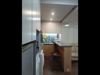 Wan Chai - Cheong Ip Building 14