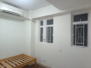 Wan Chai - Cheong Ip Building 16