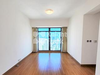 Mid Levels Central - Fairlane Tower 02