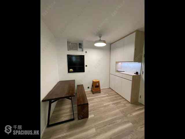 Tsuen Wan - Discovery Park Phase 1 Block 2 02