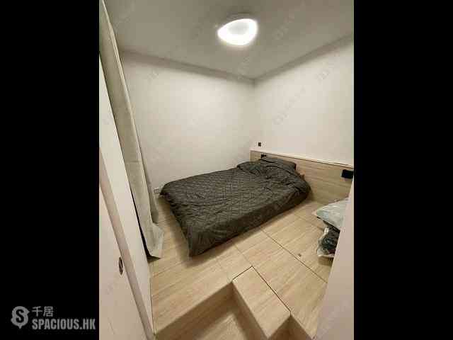 Tsuen Wan - Discovery Park Phase 1 Block 2 03