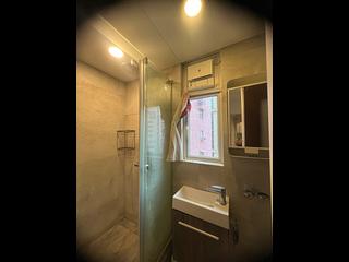 Wan Chai - Chuen Fung House 05