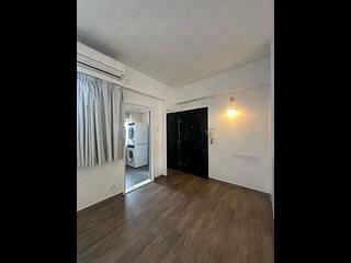 Soho - Caravan Court 03