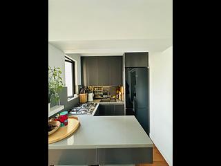 Sheung Wan - The Bellevue Place 03