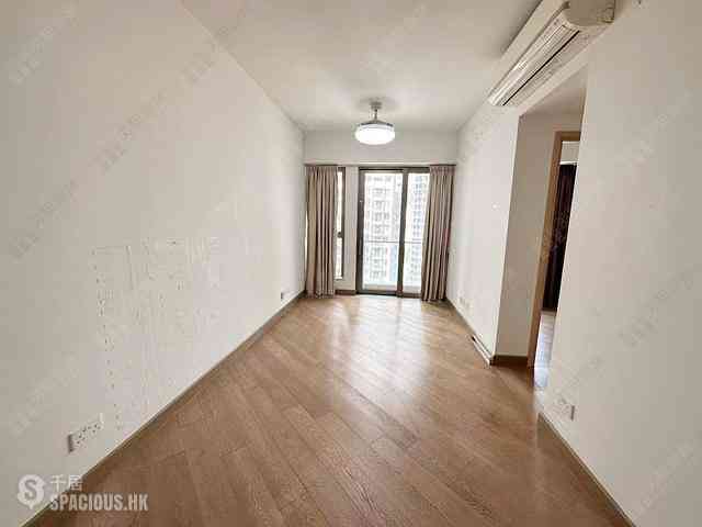Tsuen Wan - Parc City Block 2 02