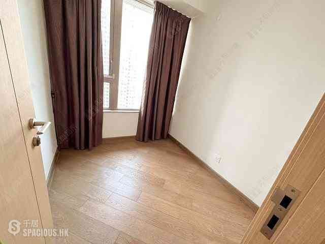 Tsuen Wan - Parc City Block 2 03