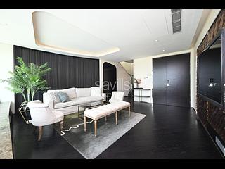 Repulse Bay - The Lily 03