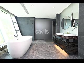 Repulse Bay - The Lily 10