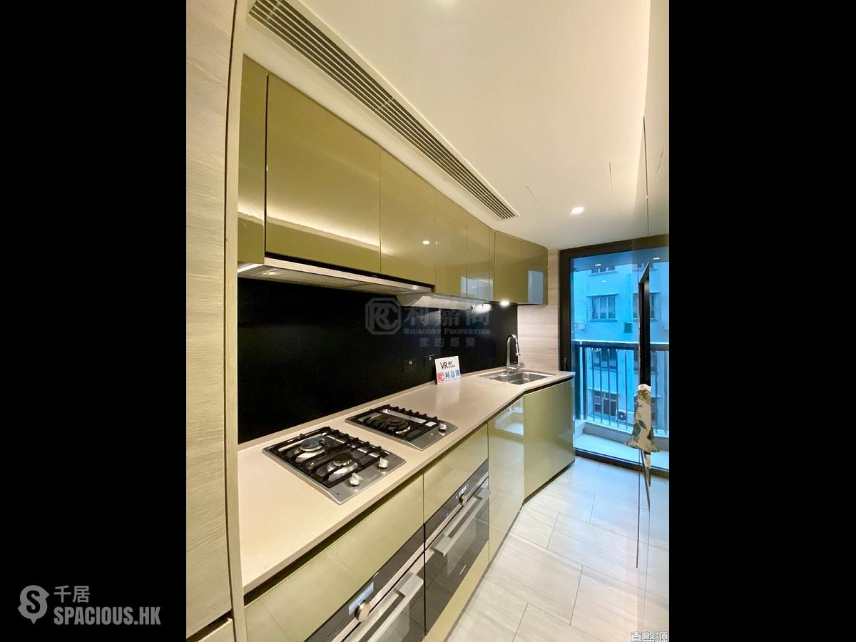 North Point - Fleur Pavilia Tower 1 01