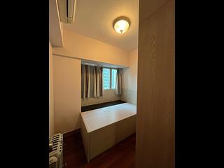 West Kowloon - Sorrento Phase 1 Block 5 07