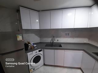 Mid Levels Central - Goldwin Heights 07
