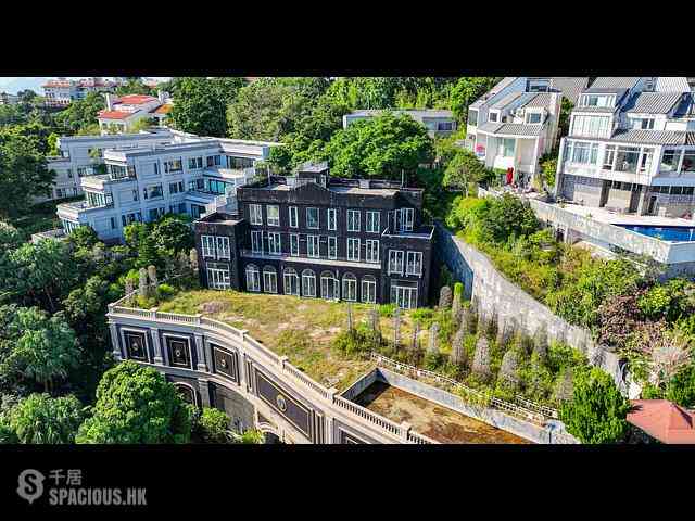 The Peak - 15, Gough Hill Road 03