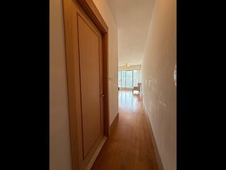 Quarry Bay - The Orchards Block 2 03