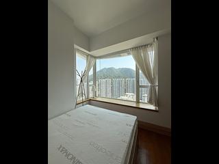 Quarry Bay - The Orchards Block 2 13