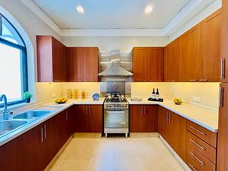 Chung Hom Kok - Casa Del Sol 09