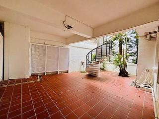 Chung Hom Kok - Casa Del Sol 13