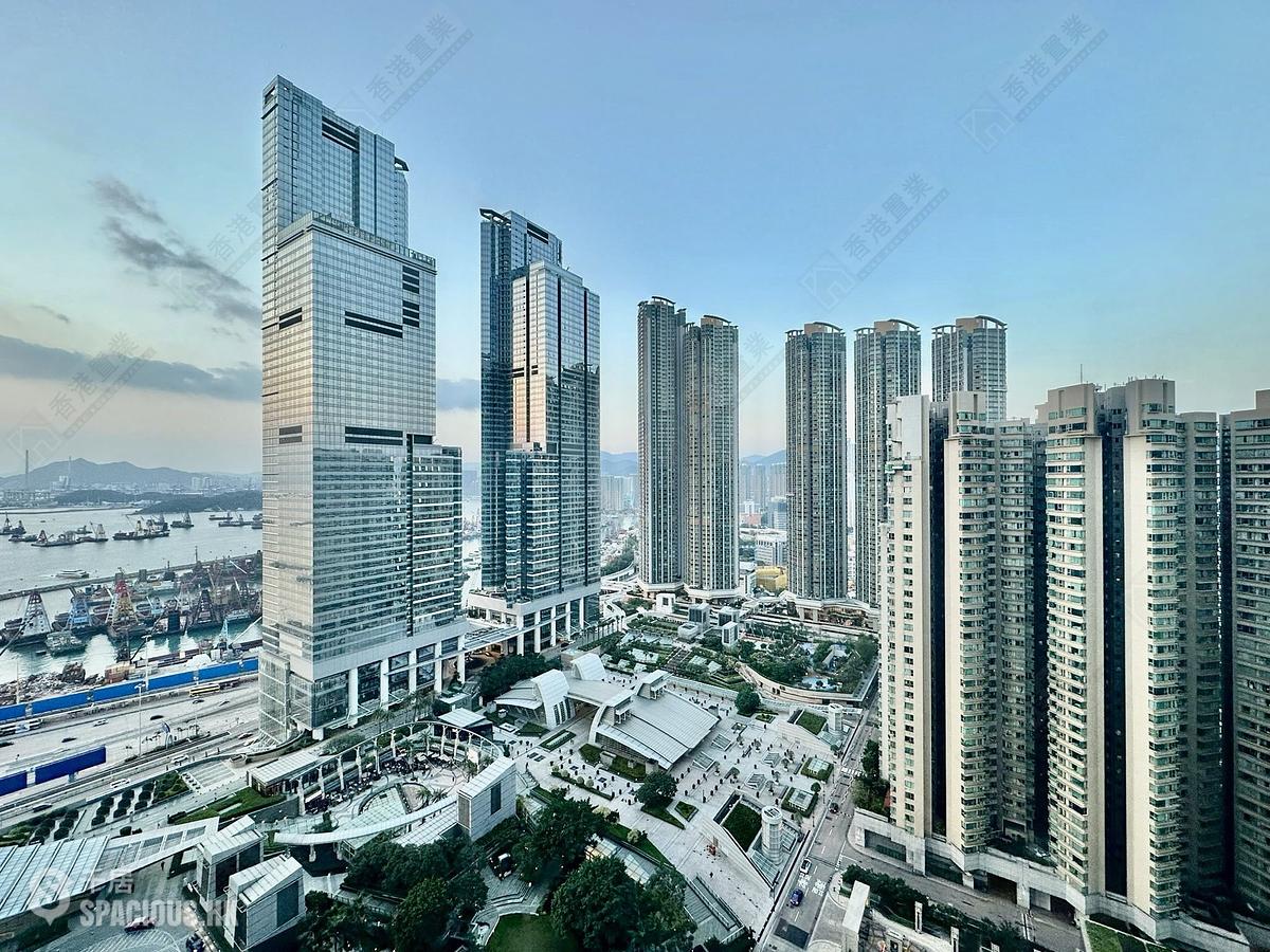 West Kowloon - The Harbourside 01