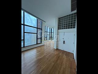 Repulse Bay - Helene Tower 03