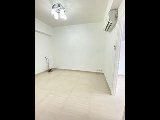 Wan Chai - Kwong Sang Hong Building Block A 04