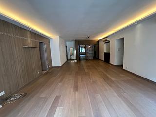 Mid Levels Central - Wealthy Heights 03