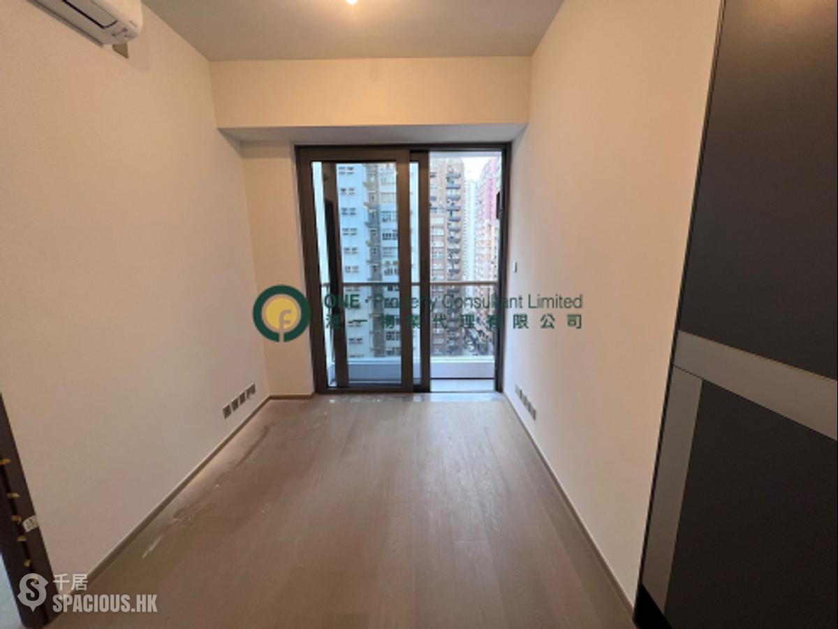 Sai Ying Pun - 15 Western Street 01